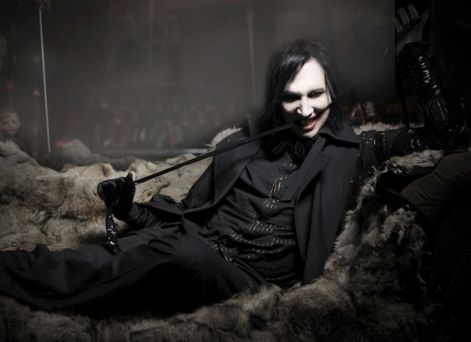 marilyn-manson-the-high-end-of-low-221.jpg